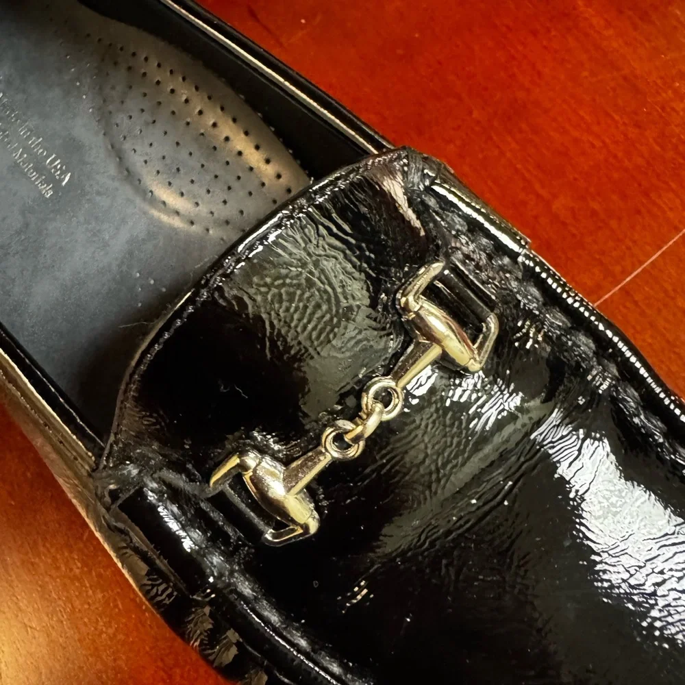 SAS Black Patent Leather Loafers with silver buckle sz 11